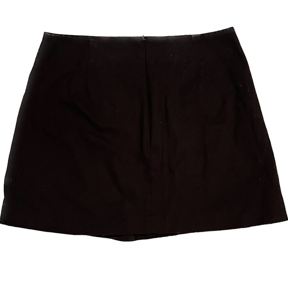 Zara Black Embroidered Floral Mini Skirt Size Small - Picture 4 of 6
